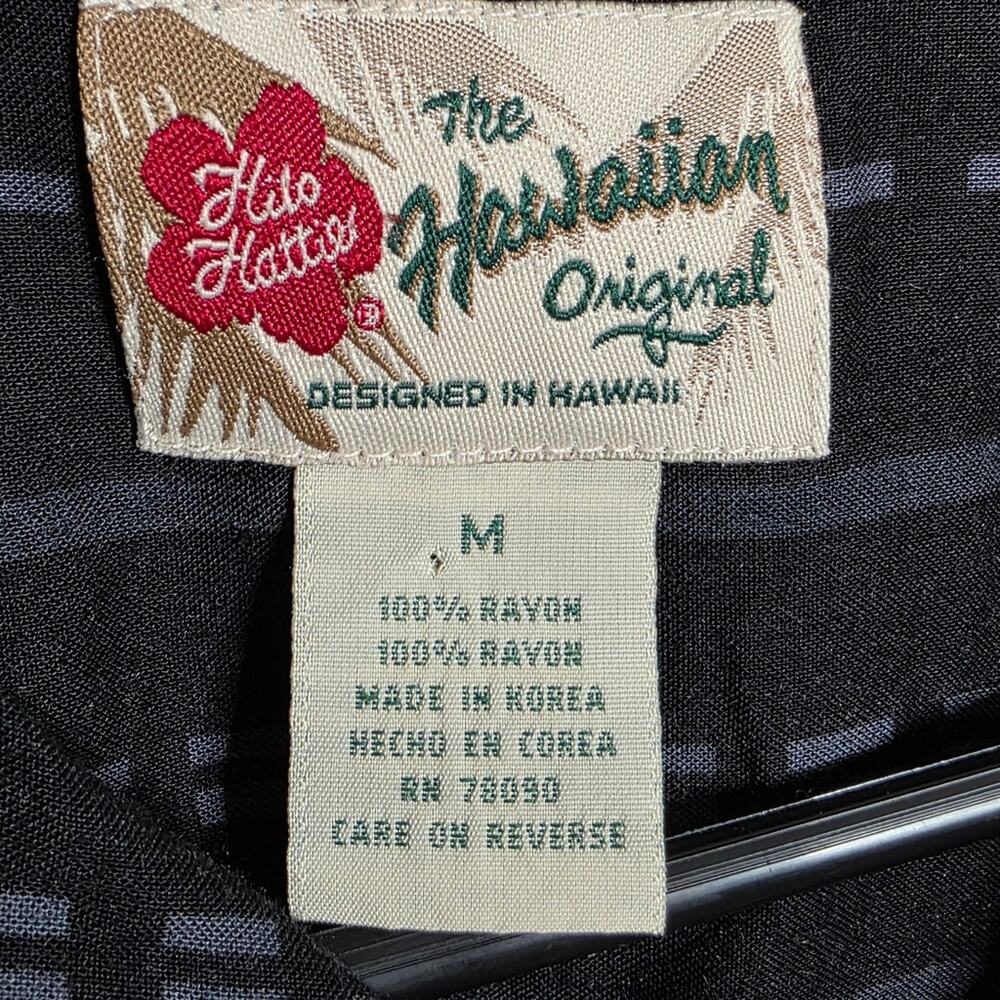 VTG Hilo Hattie Hawaiian Shirt | Black Leaf Print Rayon Button Up | Size M - Picture 4 of 4